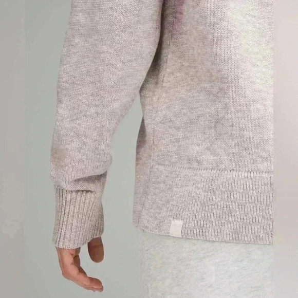 Lululemon Boxy Cotton-Blend Sweater - Picture 3 of 5